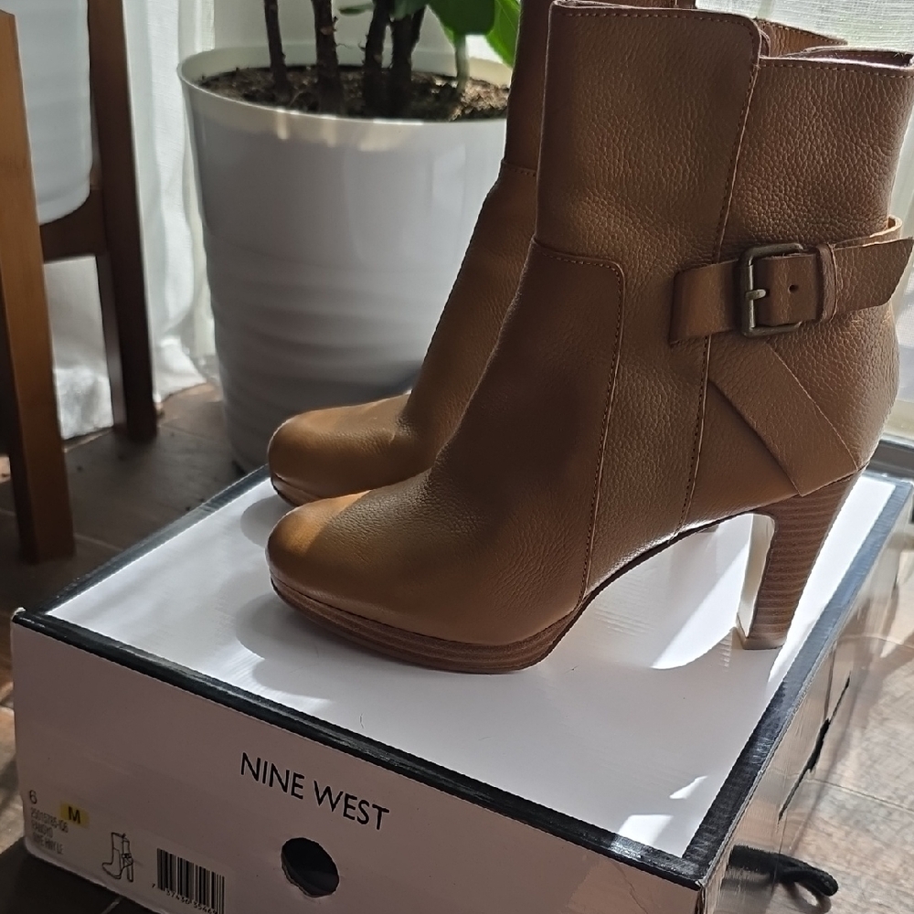 Nine West Tan Heeled Boots with Side Zipper